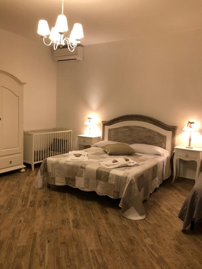 City Garden Guest House Olbia Kültér fotó