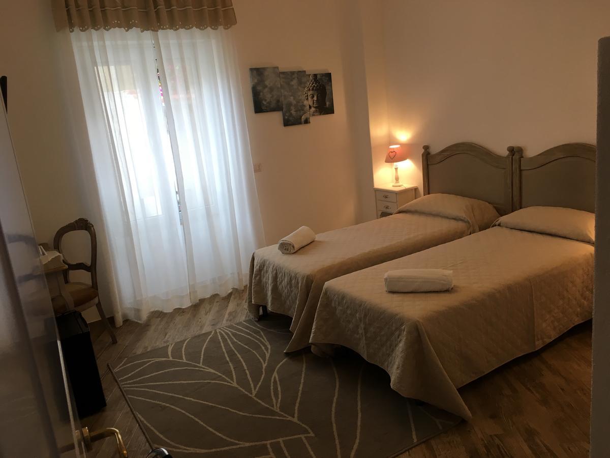 City Garden Guest House Olbia Kültér fotó
