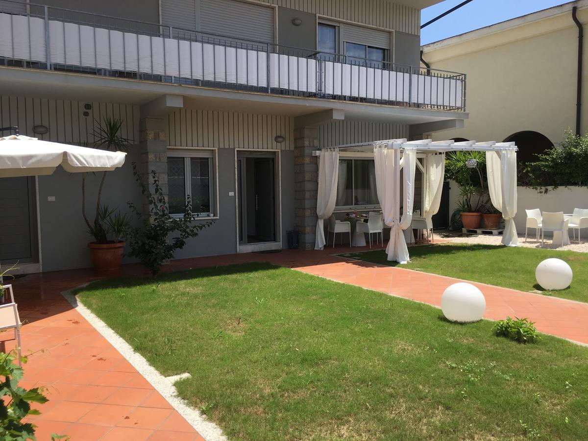 City Garden Guest House Olbia Kültér fotó