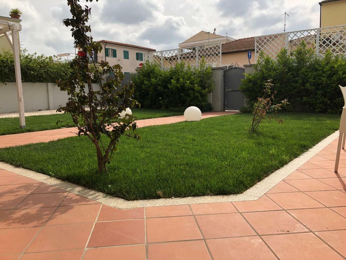 City Garden Guest House Olbia Kültér fotó